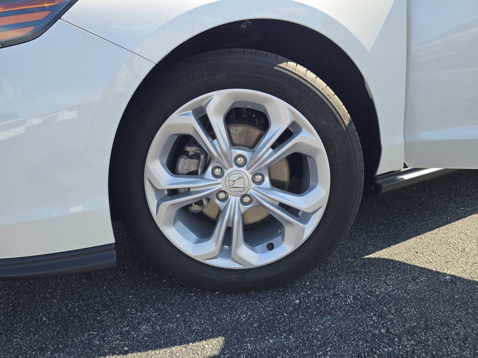 Certified 2025 Honda Accord LX image 26
