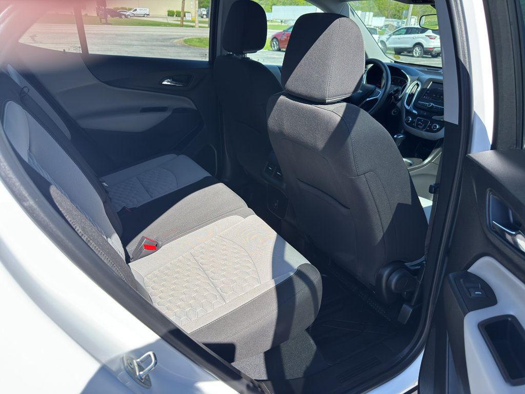 Used 2020 Chevrolet Equinox LT w/ LPO, Floor Liner Package AWD/4WD image 24