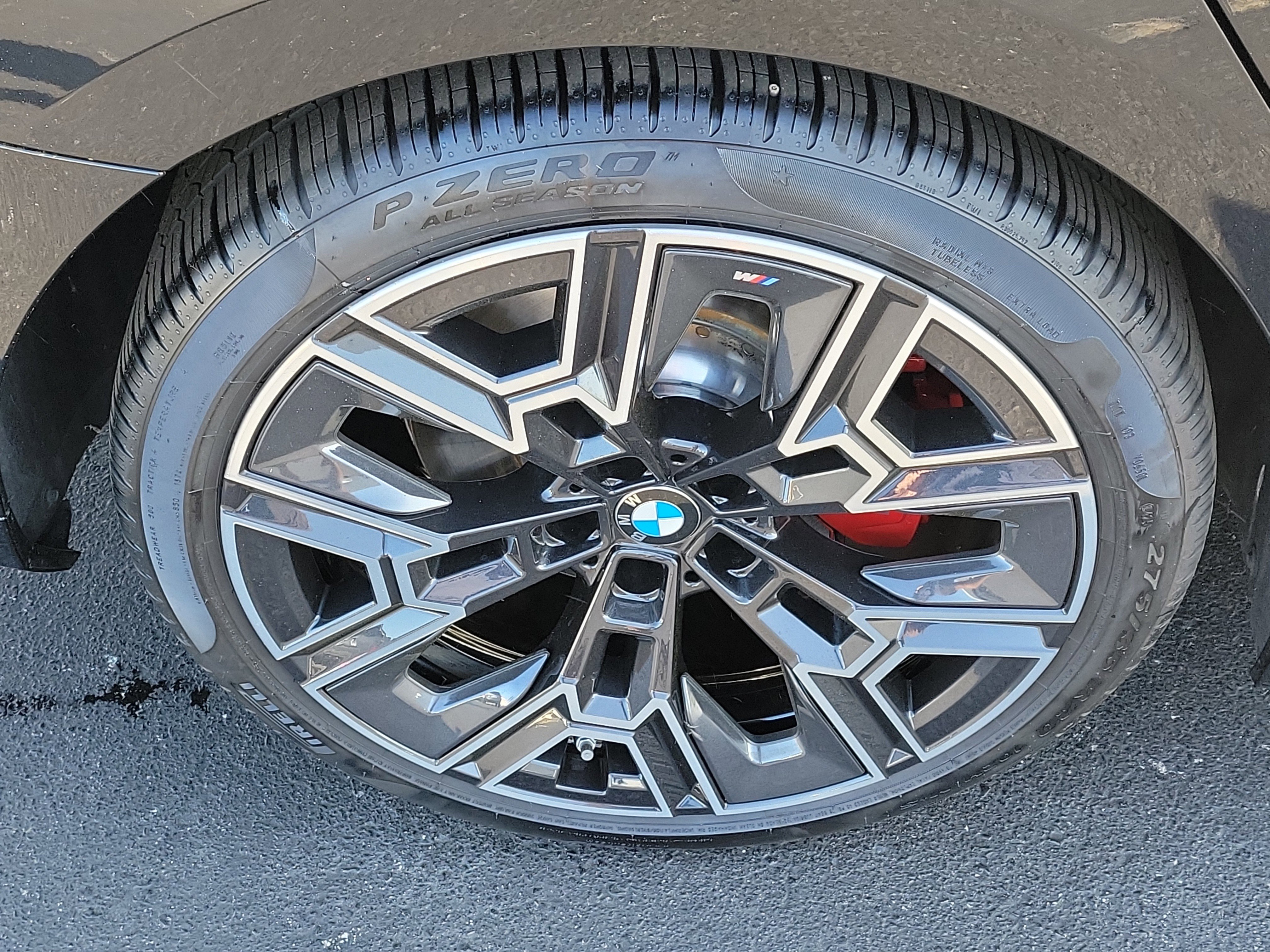 Used 2026 BMW 530i w/ M Sport Package image 6