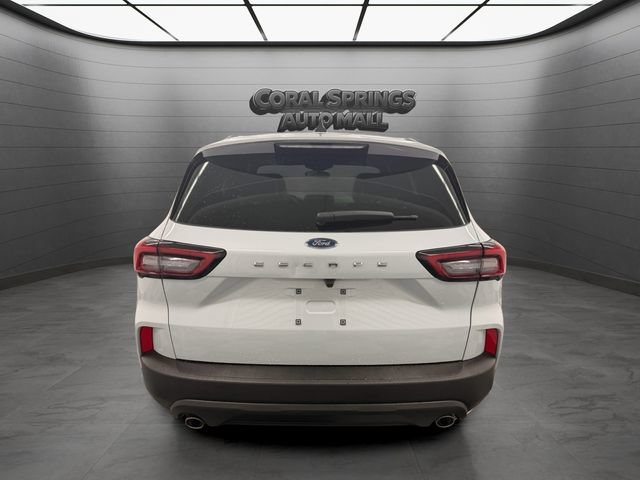 Used 2025 Ford Escape ST-Line FWD image 4