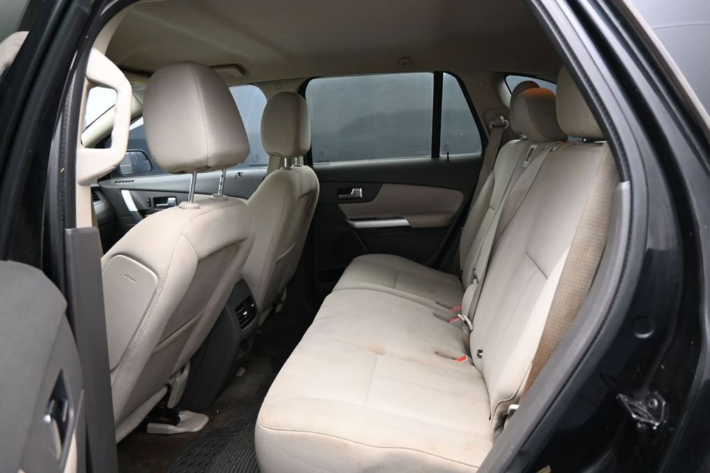 Used 2013 Ford Edge SE FWD image 22