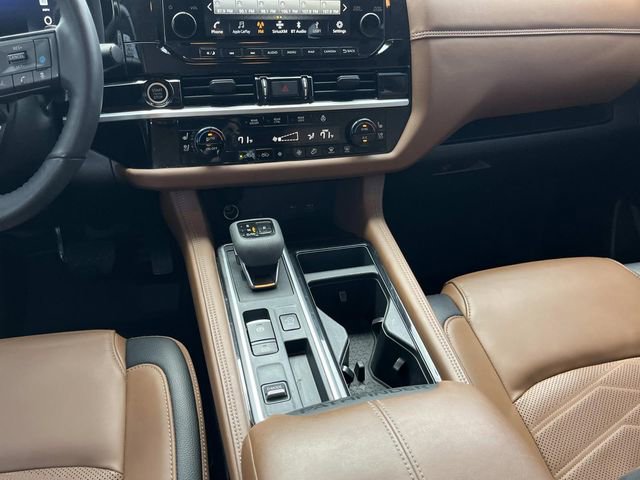 Used 2024 Nissan Pathfinder Platinum w/ Cargo Package image 18