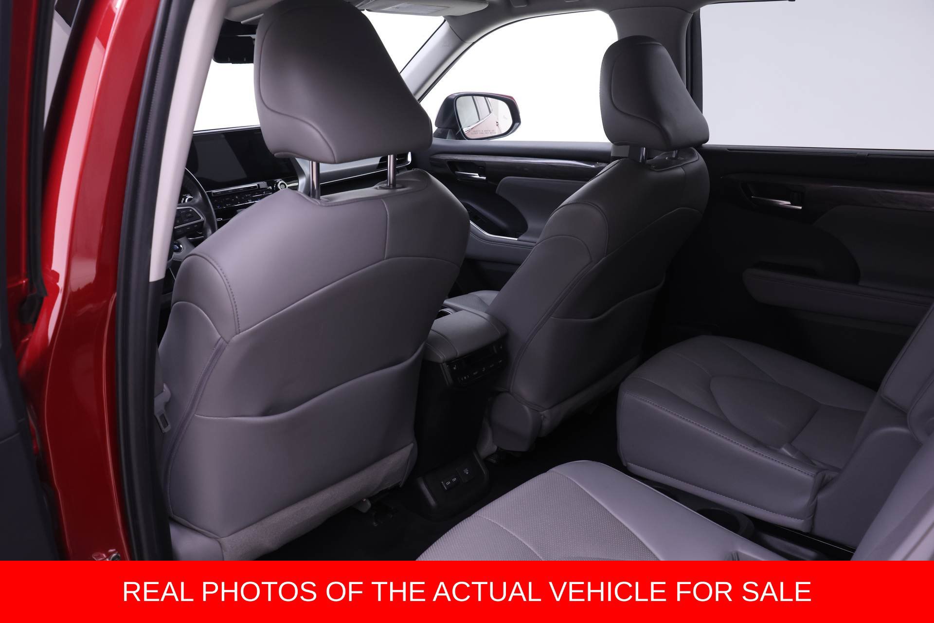 Used 2022 Toyota Highlander Platinum AWD/4WD image 9