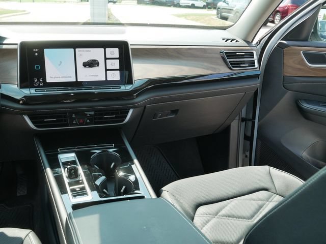 Certified 2026 Volkswagen Atlas SE w/ Panoramic Sunroof Package AWD/4WD image 23