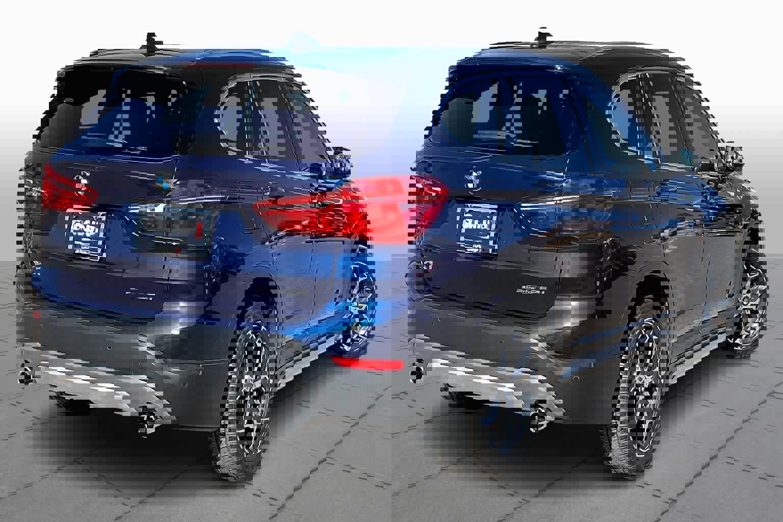 Used 2019 BMW X1 sDrive28i w/ Convenience Package image 12