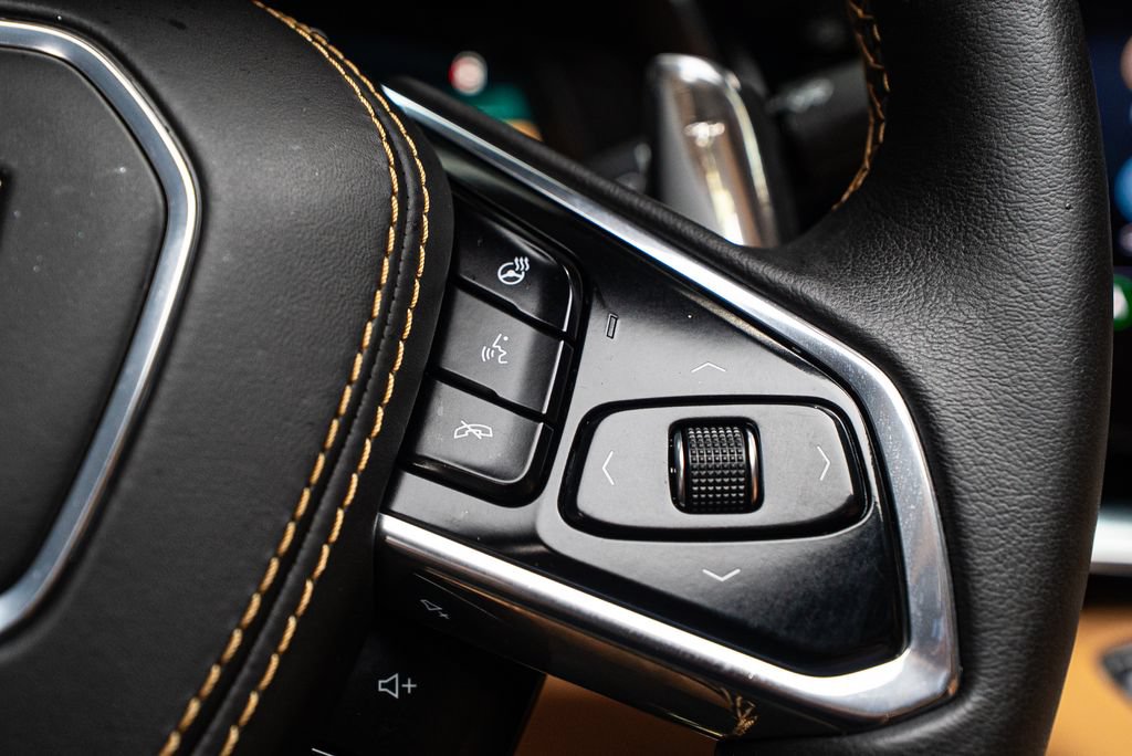 Used 2023 Chevrolet Corvette Stingray Premium Cpe w/ Engine Appearance Package RWD image 36