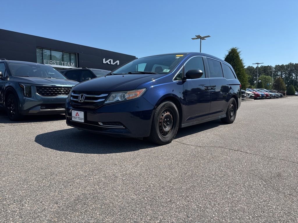 Used 2016 Honda Odyssey LX image 2
