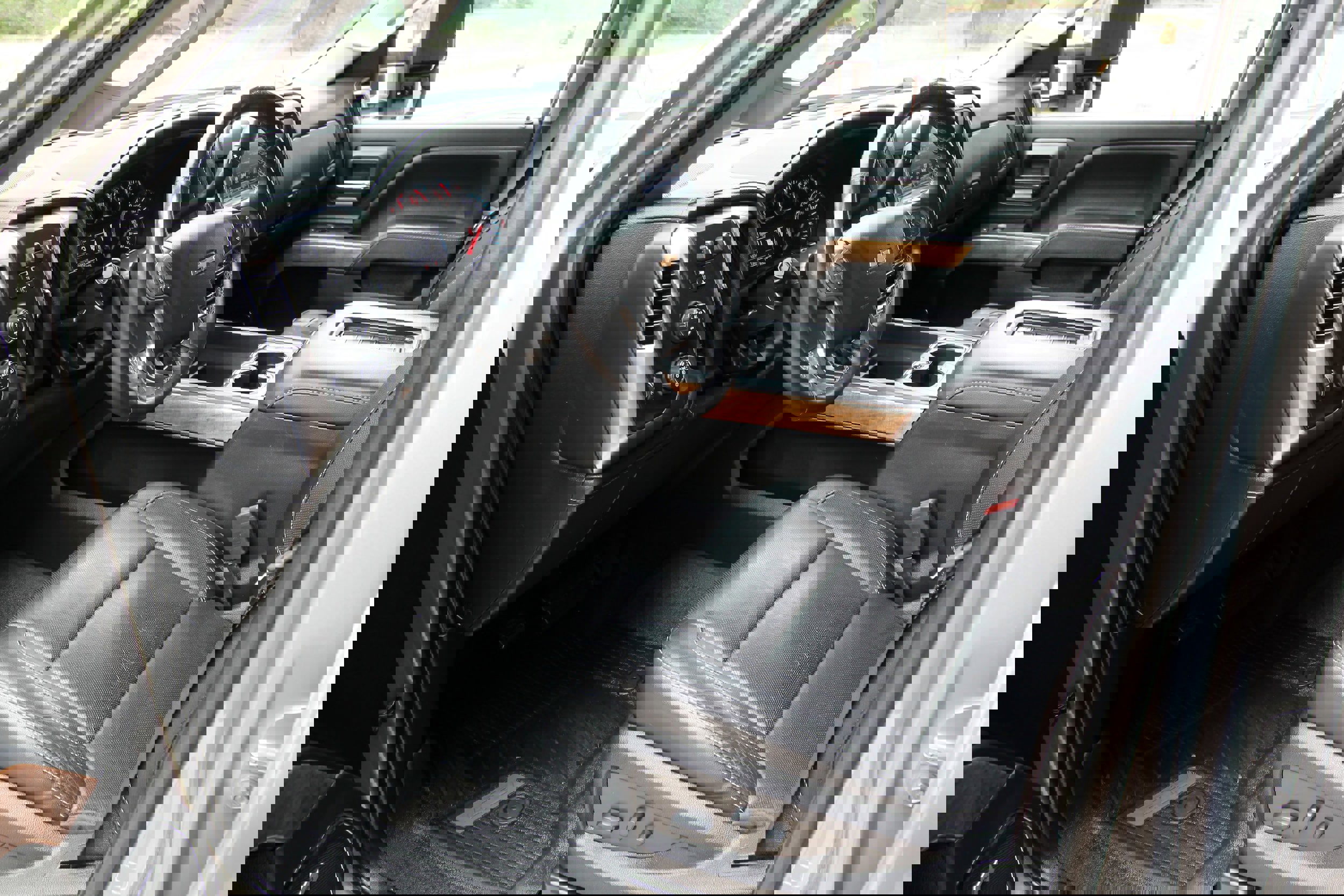 Used 2017 Chevrolet Silverado 3500 LTZ w/ Duramax Plus Package AWD/4WD image 22