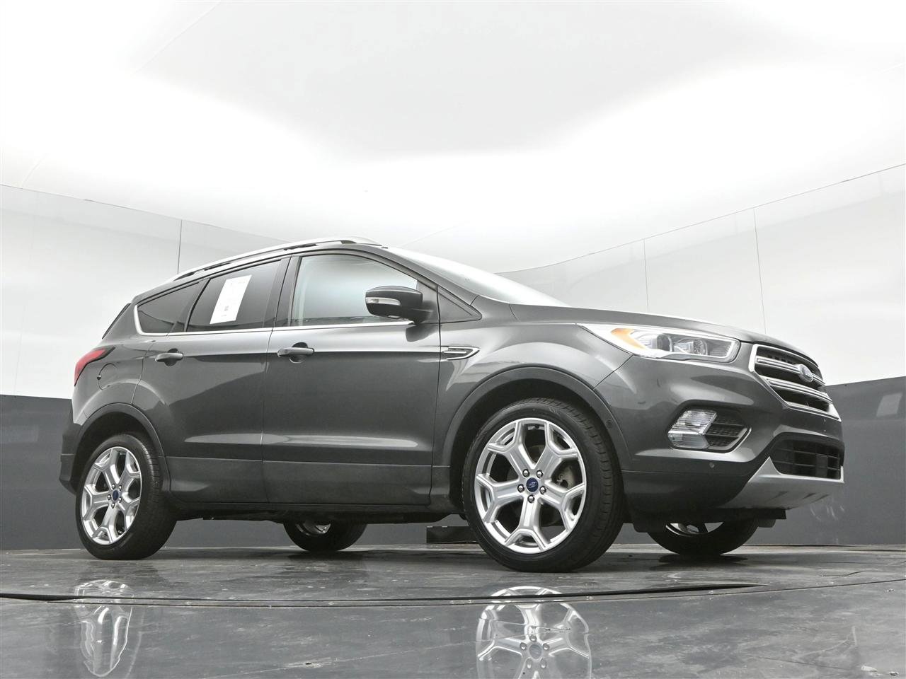 Used 2019 Ford Escape Titanium FWD image 31