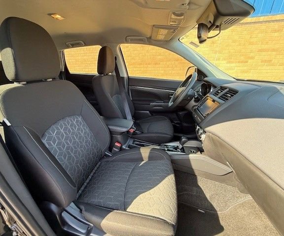 Used 2023 Mitsubishi Outlander Sport ES image 24