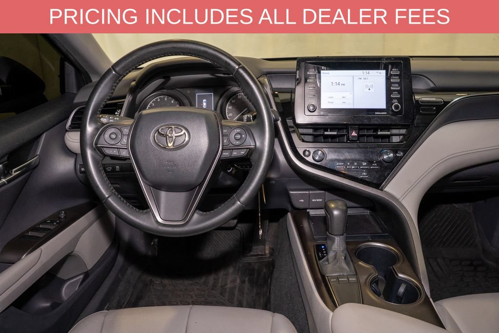 Used 2023 Toyota Camry SE FWD image 6