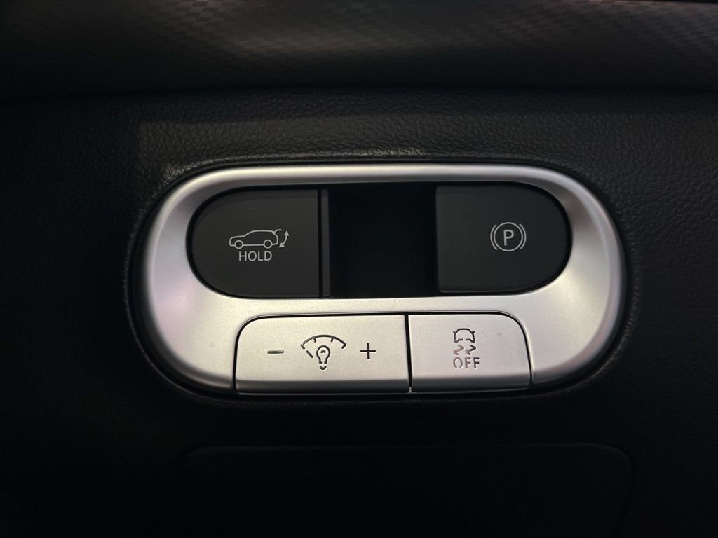 New 2024 Genesis GV60 RWD image 27
