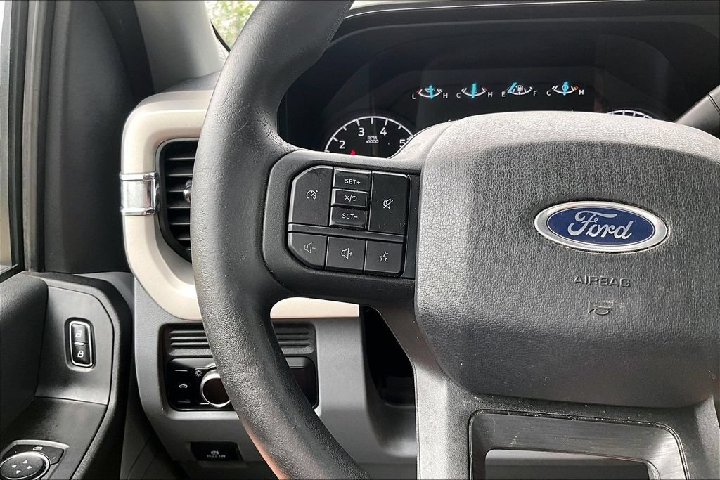Used 2023 Ford F250 XL w/ Snow Plow Prep Package AWD/4WD image 18