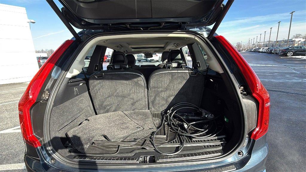 Certified 2024 Volvo XC90 T8 Plus w/ Protection Package Premier image 29