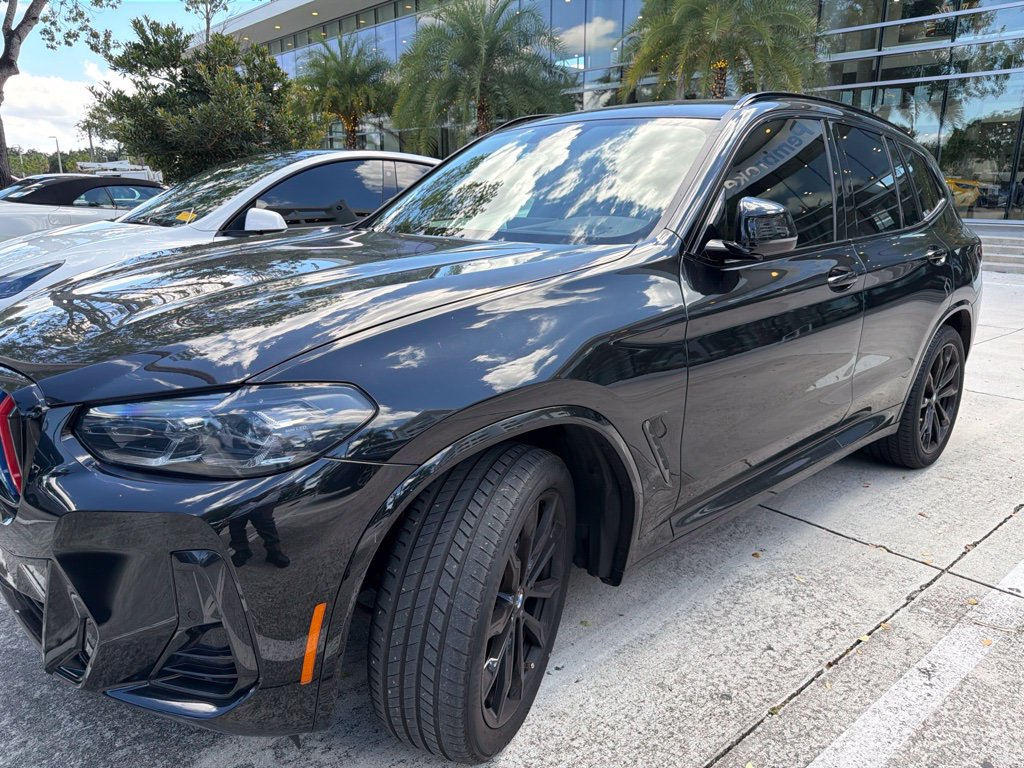Certified 2024 BMW X3 sDrive30i w/ Premium Package RWD image 4