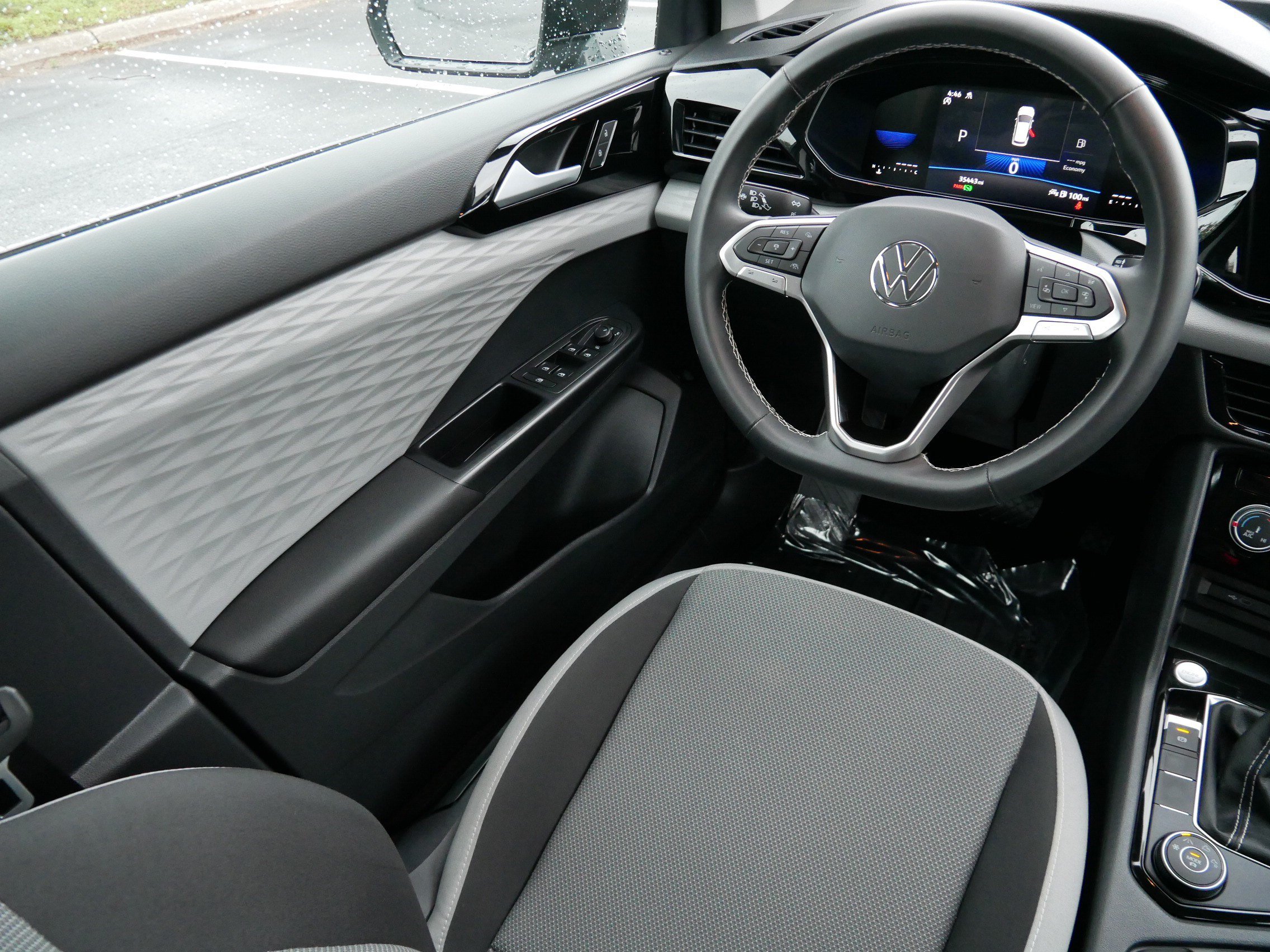Used 2023 Volkswagen Taos S w/ Driver Assistance Package AWD/4WD image 9