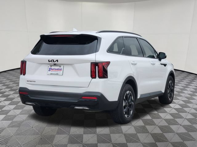 Used 2025 Kia Sorento S FWD image 3