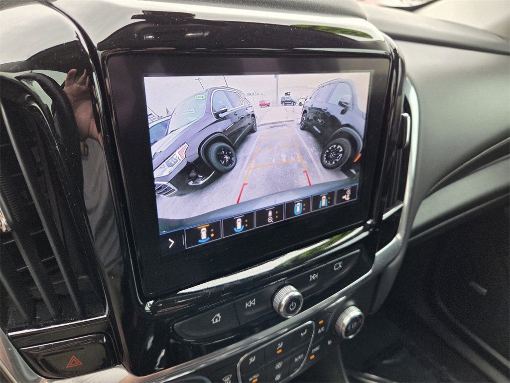 Used 2021 Chevrolet Traverse RS w/ LPO, Floor Liner Package image 34