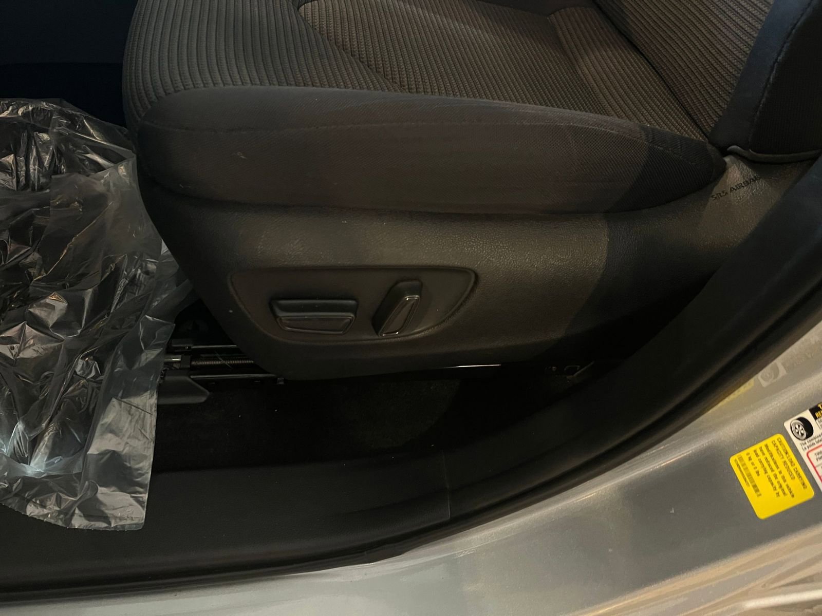 Used 2025 Toyota Highlander LE image 22