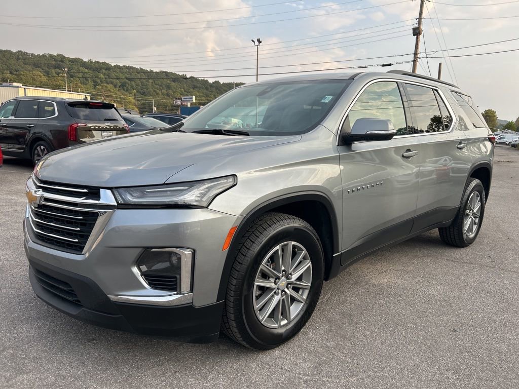 Used 2023 Chevrolet Traverse LT