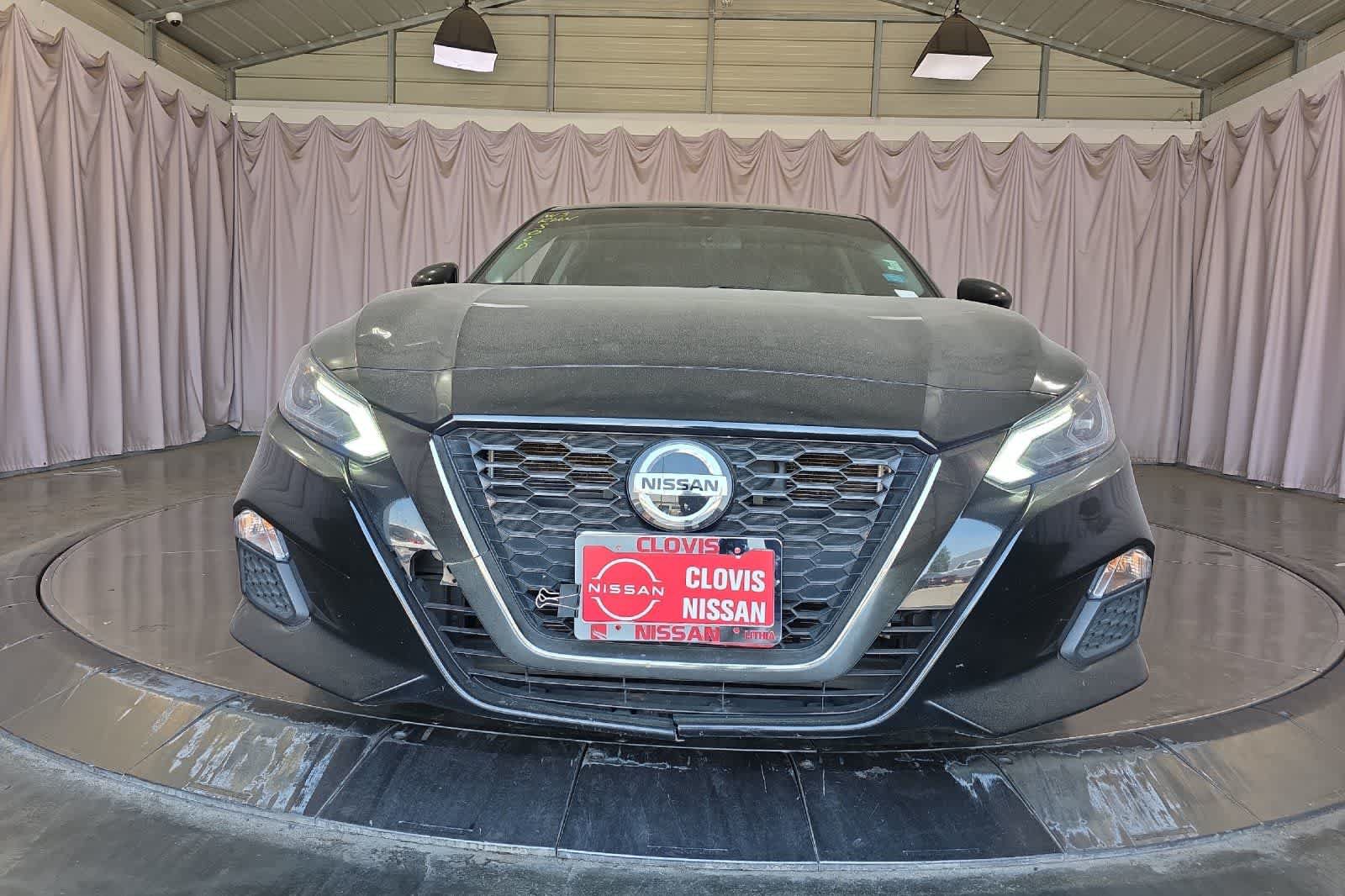Used 2021 Nissan Altima 2.5 SR FWD image 11