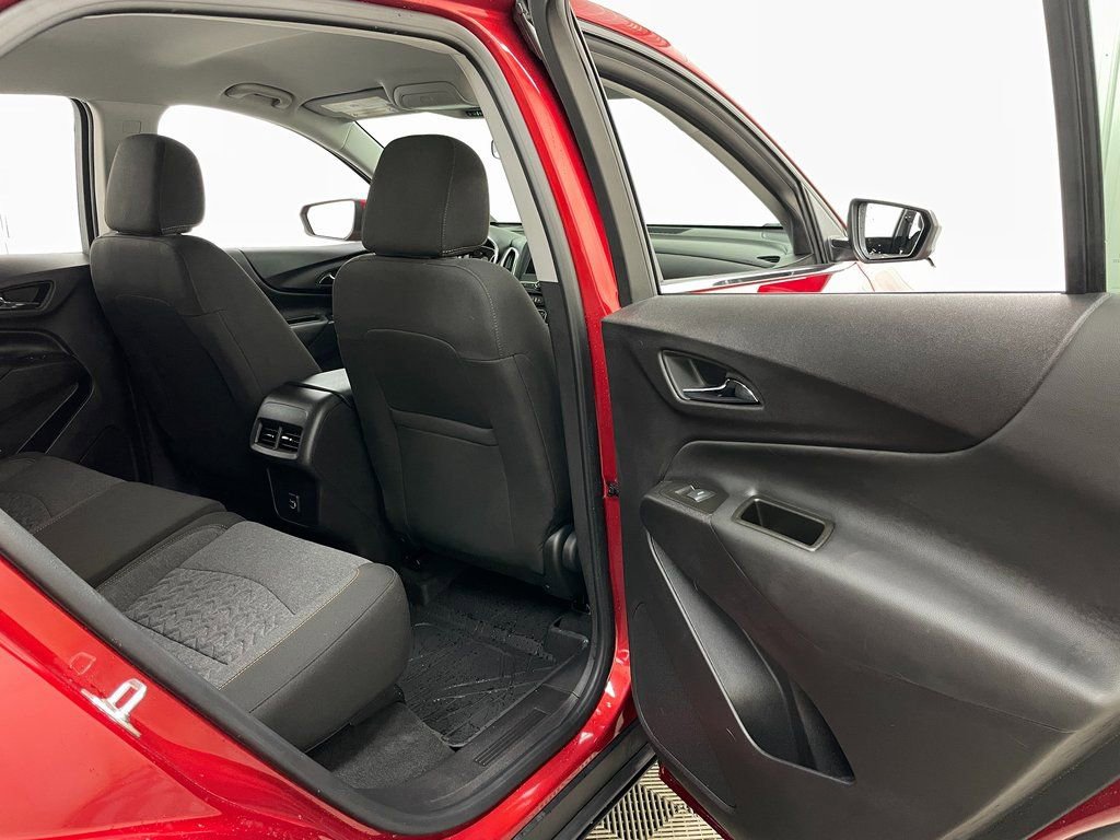 Used 2024 Chevrolet Equinox LT w/ LPO, Floor Liner Package FWD image 39