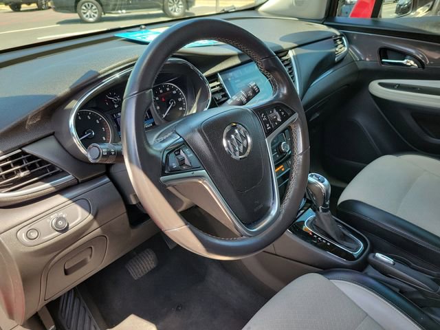 Used 2020 Buick Encore Preferred FWD image 18