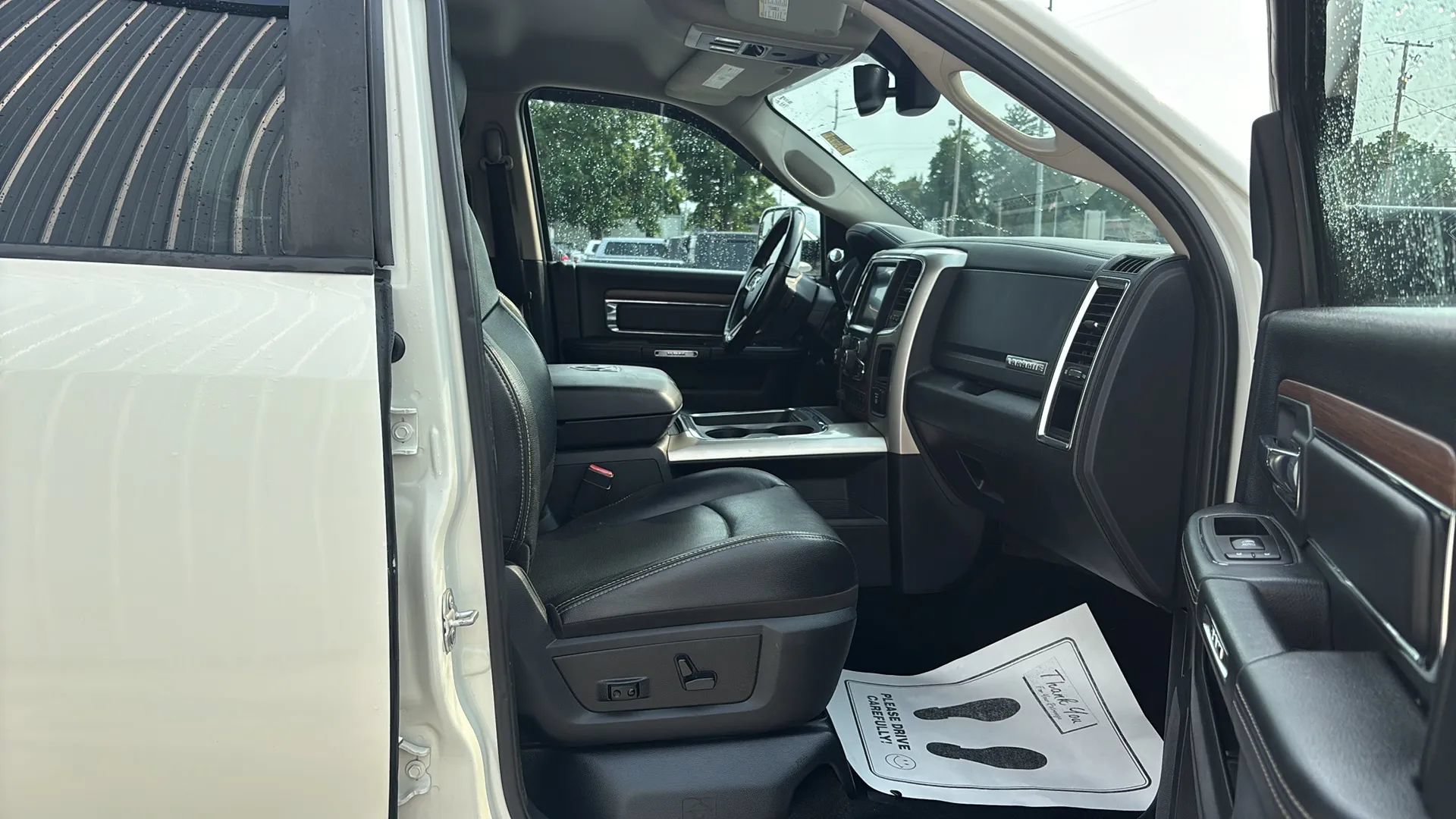 Used 2016 RAM 2500 Laramie w/ Snow Chief Group AWD/4WD image 18