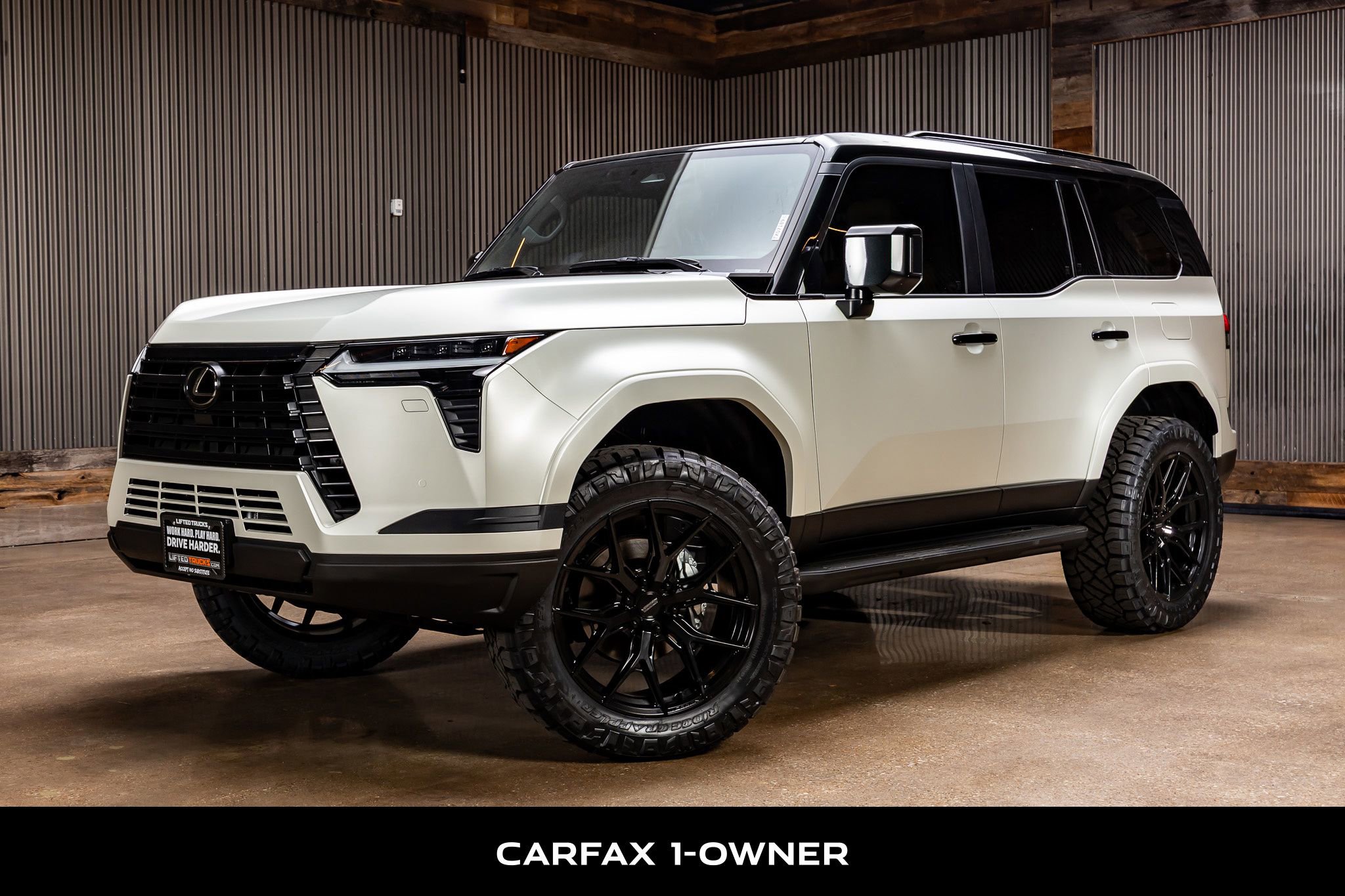 Used 2025 Lexus GX 550 w/ Accessory Package (2T) image 5