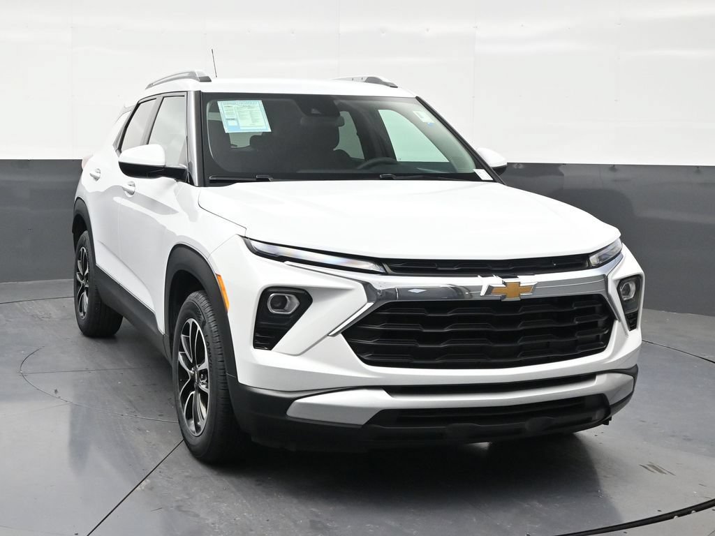 Used 2025 Chevrolet TrailBlazer LT FWD image 7