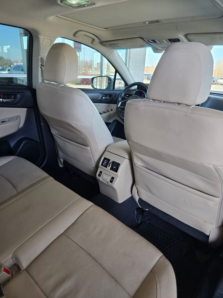 Used 2018 Subaru Outback 3.6R Limited image 17