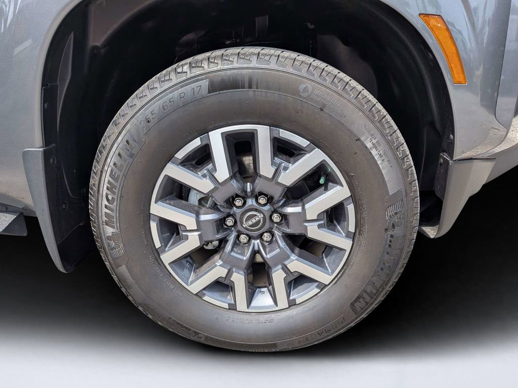 Used 2024 Nissan Frontier SL w/ Technology Package image 10