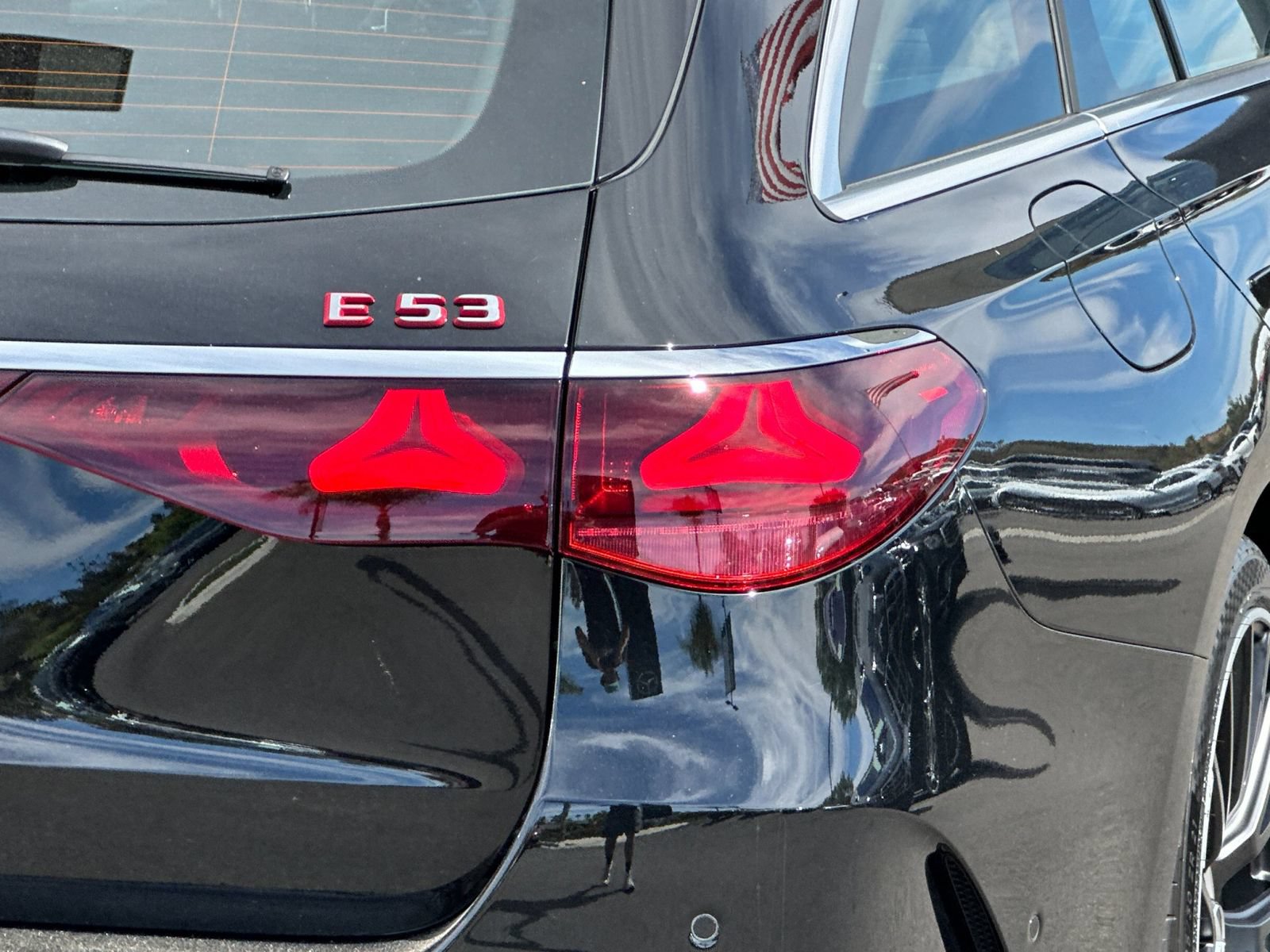 New 2026 Mercedes-Benz E 53 AMG e 4MATIC Wagon image 33