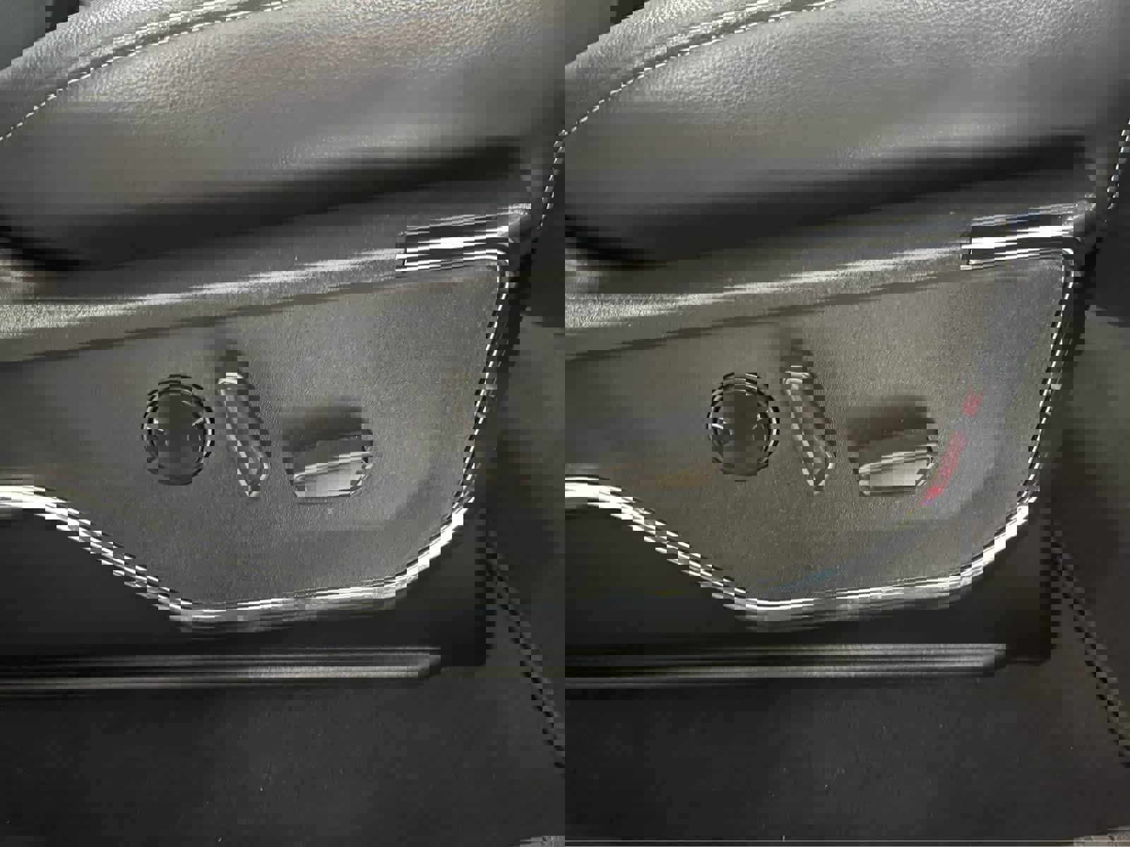 Used 2023 Ford F350 Lariat w/ Lariat Ultimate Package image 49