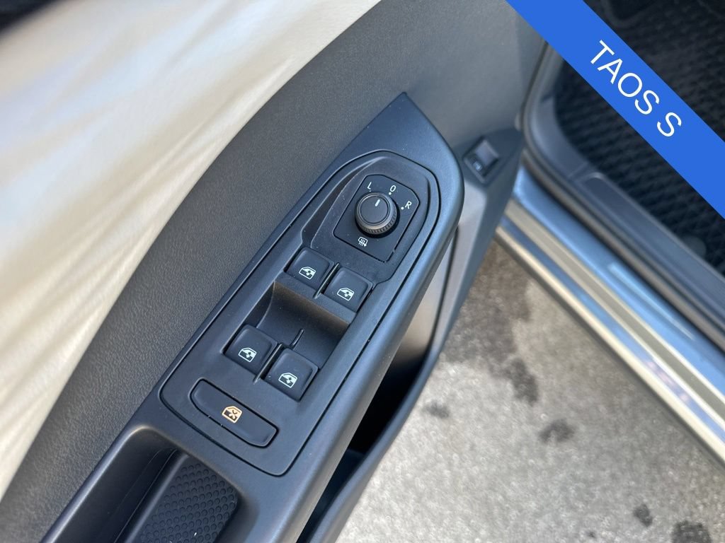 Used 2024 Volkswagen Taos S AWD/4WD image 10