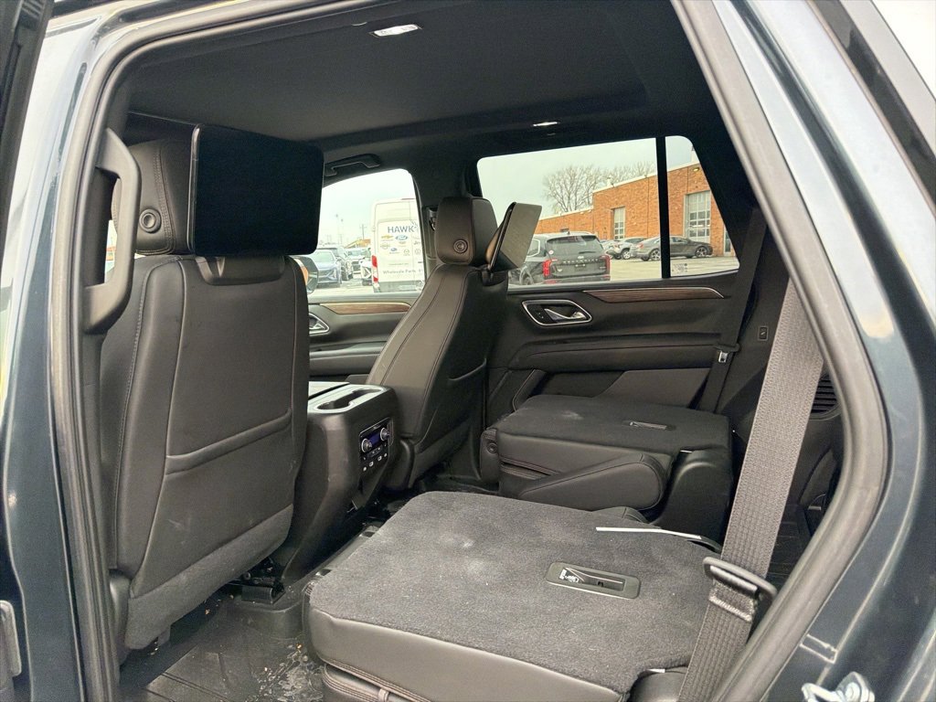 Used 2021 Chevrolet Tahoe High Country w/ Premium Package image 9