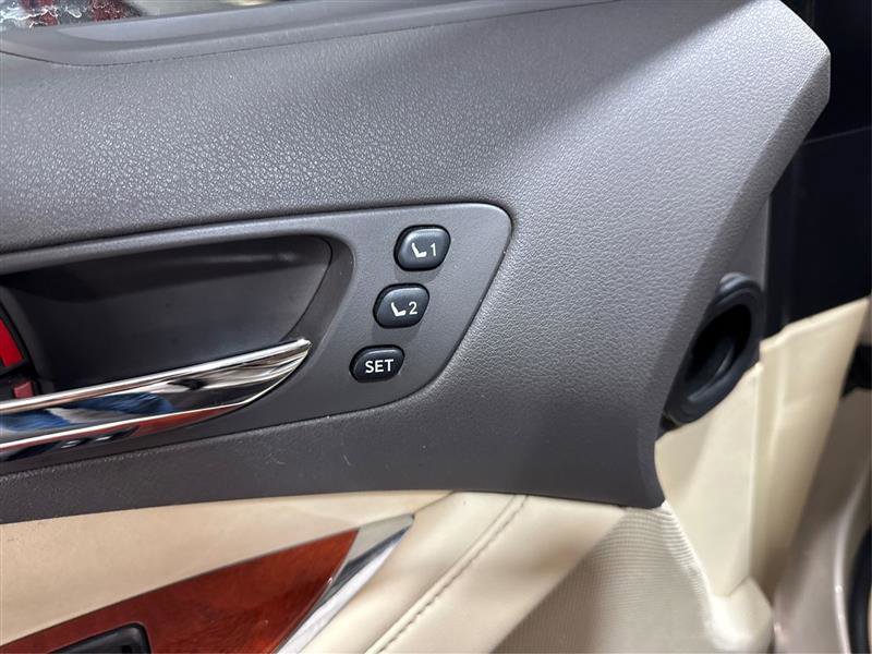 Used 2011 Lexus ES 350 image 33