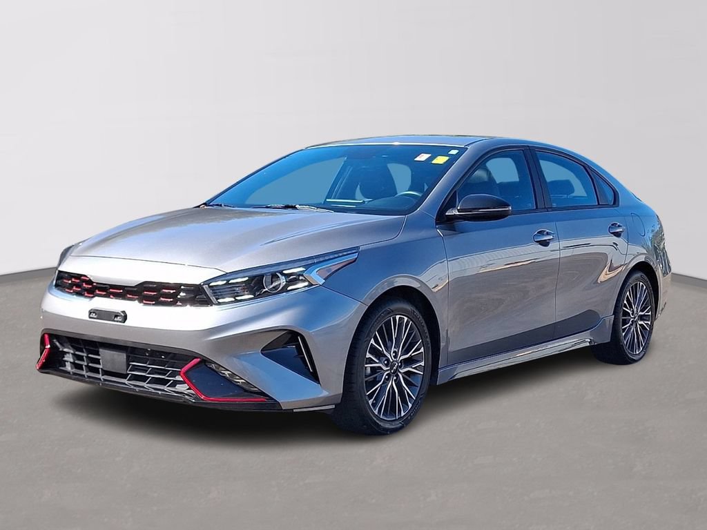 Used 2023 Kia Forte GT-Line w/ GT-Line Premium Package FWD image 3