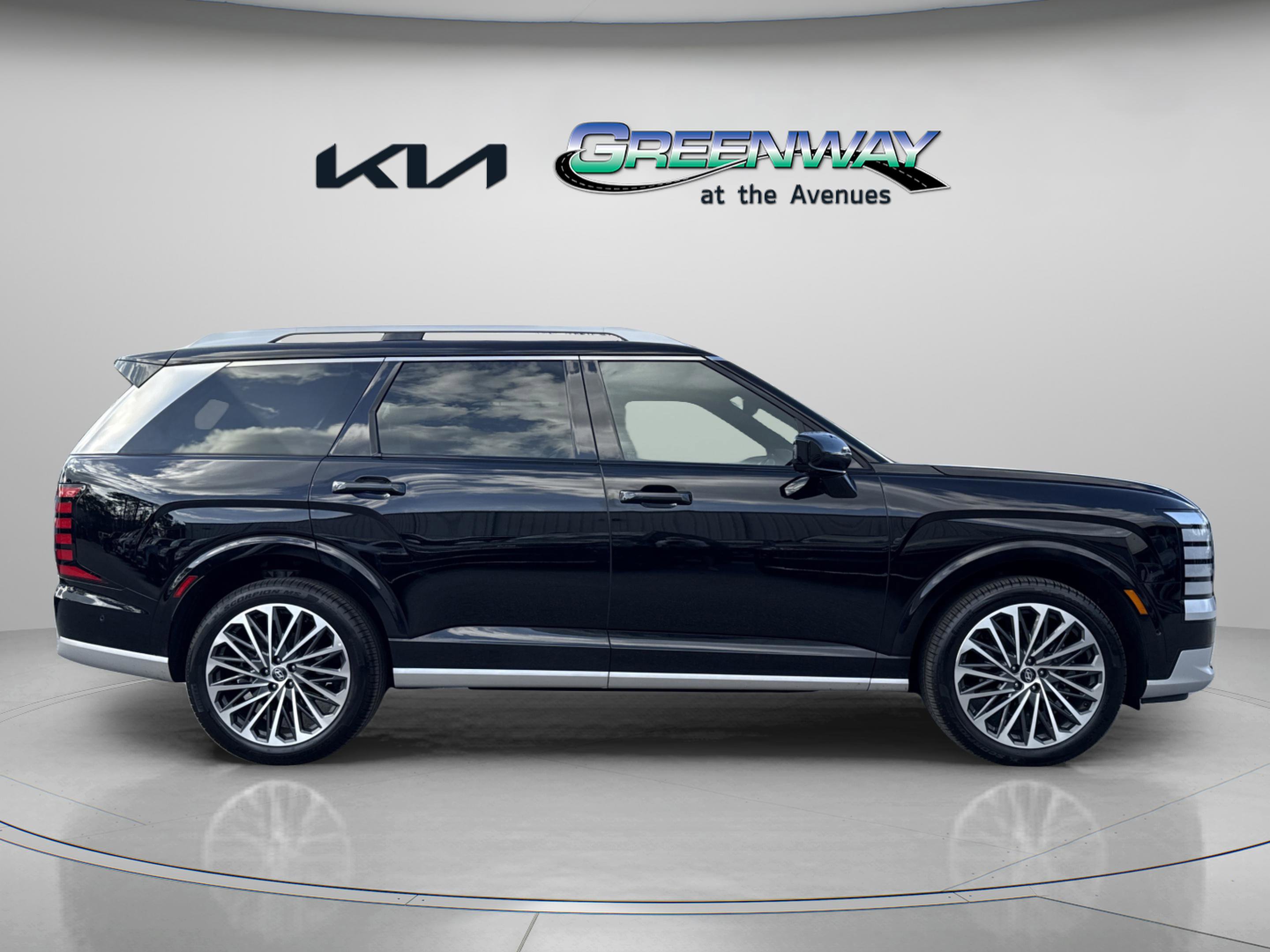 Used 2026 Hyundai Palisade Calligraphy image 10