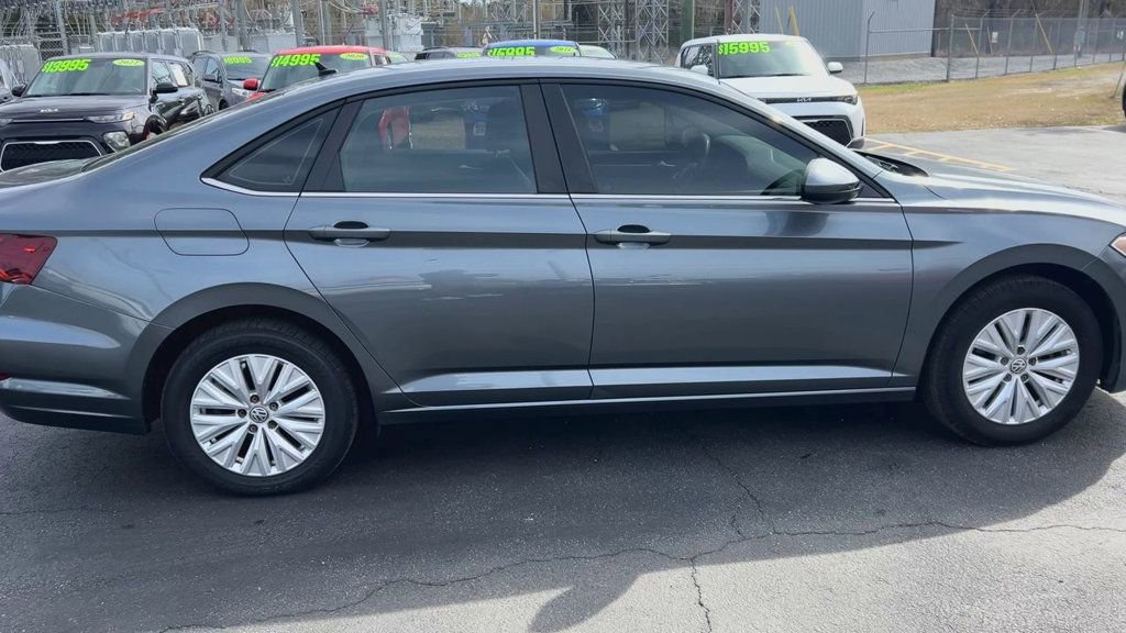 Used 2019 Volkswagen Jetta S w/ Driver Assistance Package image 9