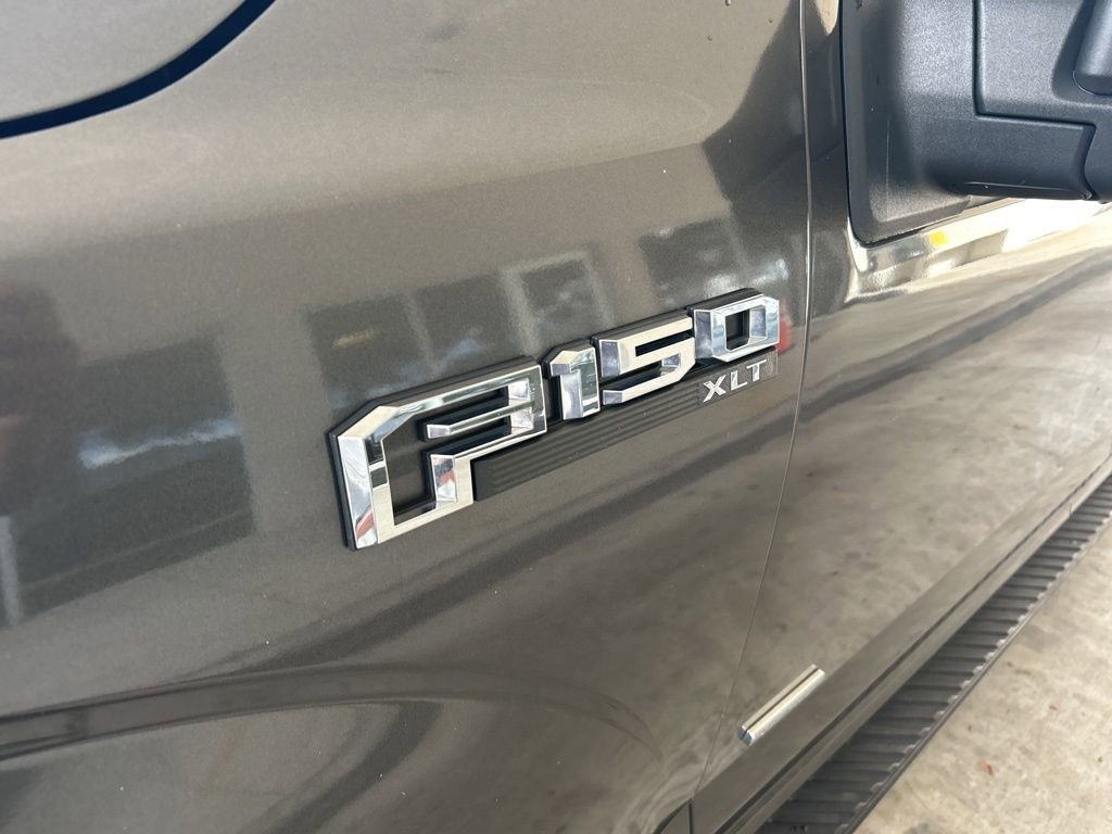 Used 2016 Ford F150 XLT w/ Equipment Group 302A Luxury image 15