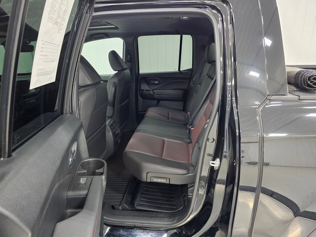 Used 2022 Honda Ridgeline Black Edition image 12