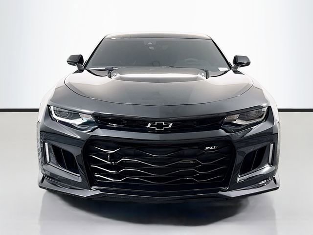 Used 2022 Chevrolet Camaro ZL1 image 2