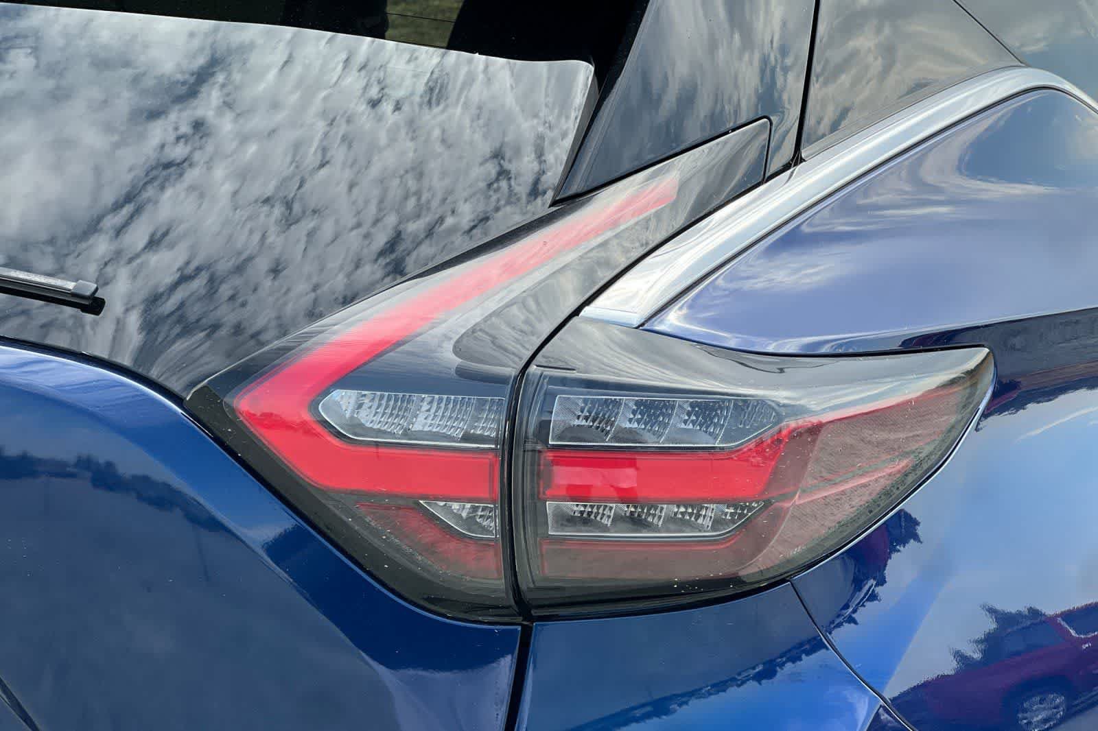 Used 2021 Nissan Murano S FWD image 35
