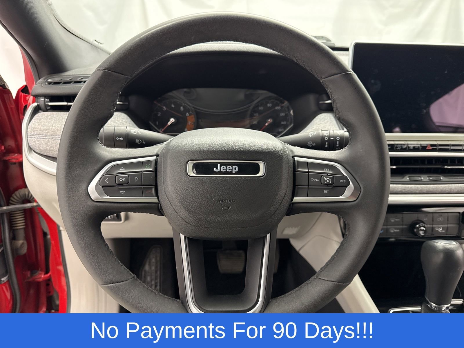 Used 2023 Jeep Compass Latitude AWD/4WD image 16