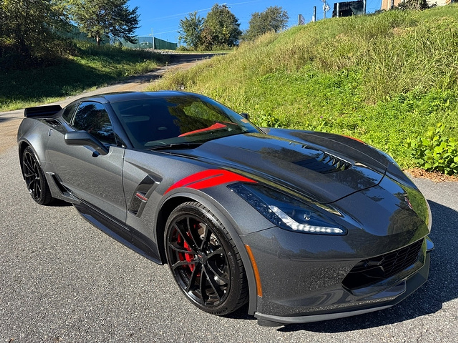 Used 2017 Chevrolet Corvette Grand Sport RWD image 4