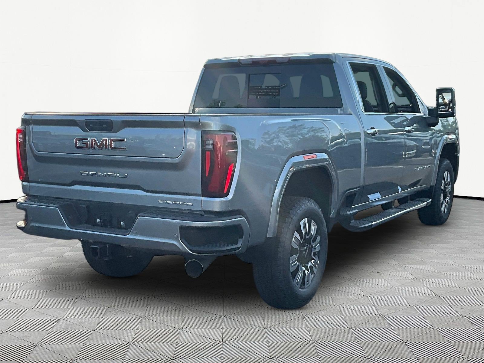 New 2026 GMC Sierra 3500 Denali w/ Denali Reserve Package AWD/4WD image 7