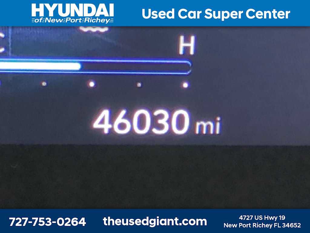 Used 2025 Hyundai Elantra SEL FWD image 30