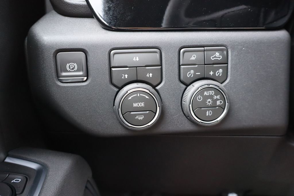 New 2026 Chevrolet Silverado 3500 LT AWD/4WD image 13
