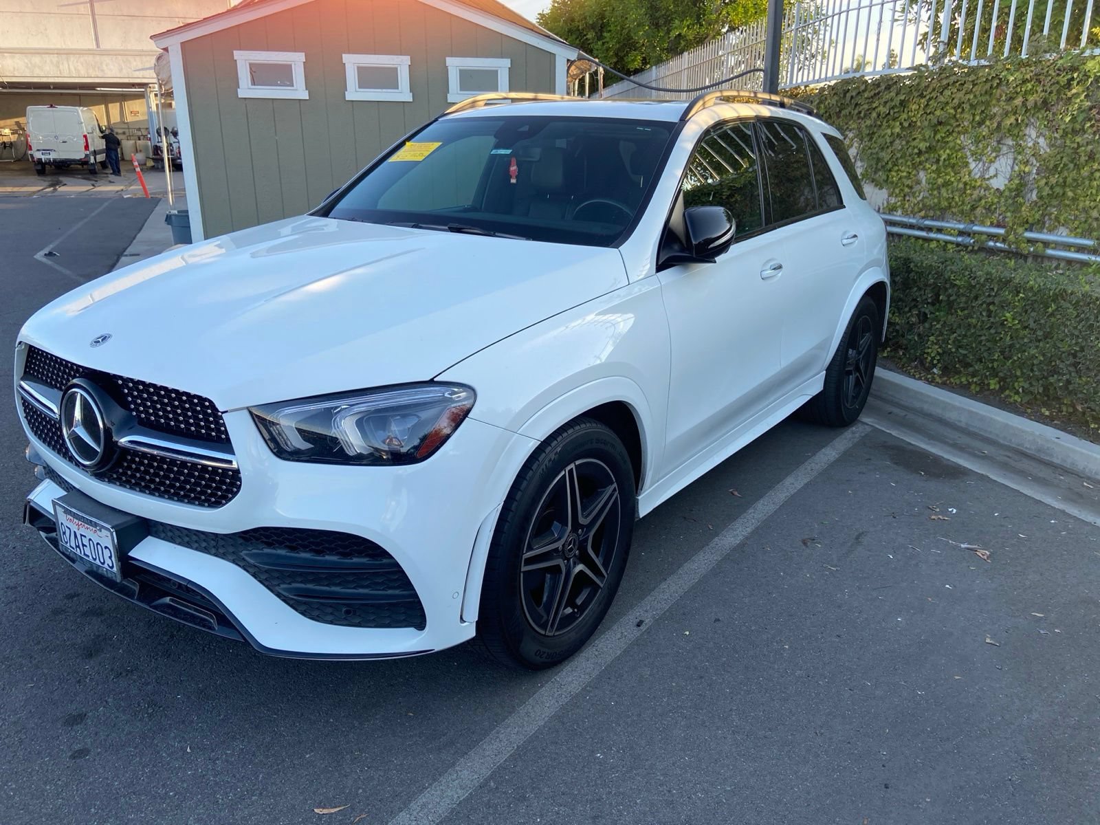 Used 2022 Mercedes-Benz GLE 350 image 1